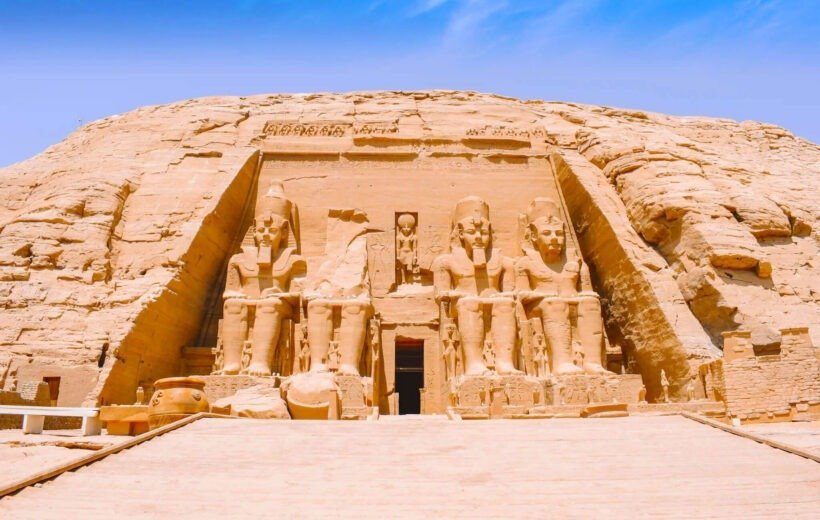 Escursione di 2 Giorni ad Aswan e Abu Simbel dal Cairo